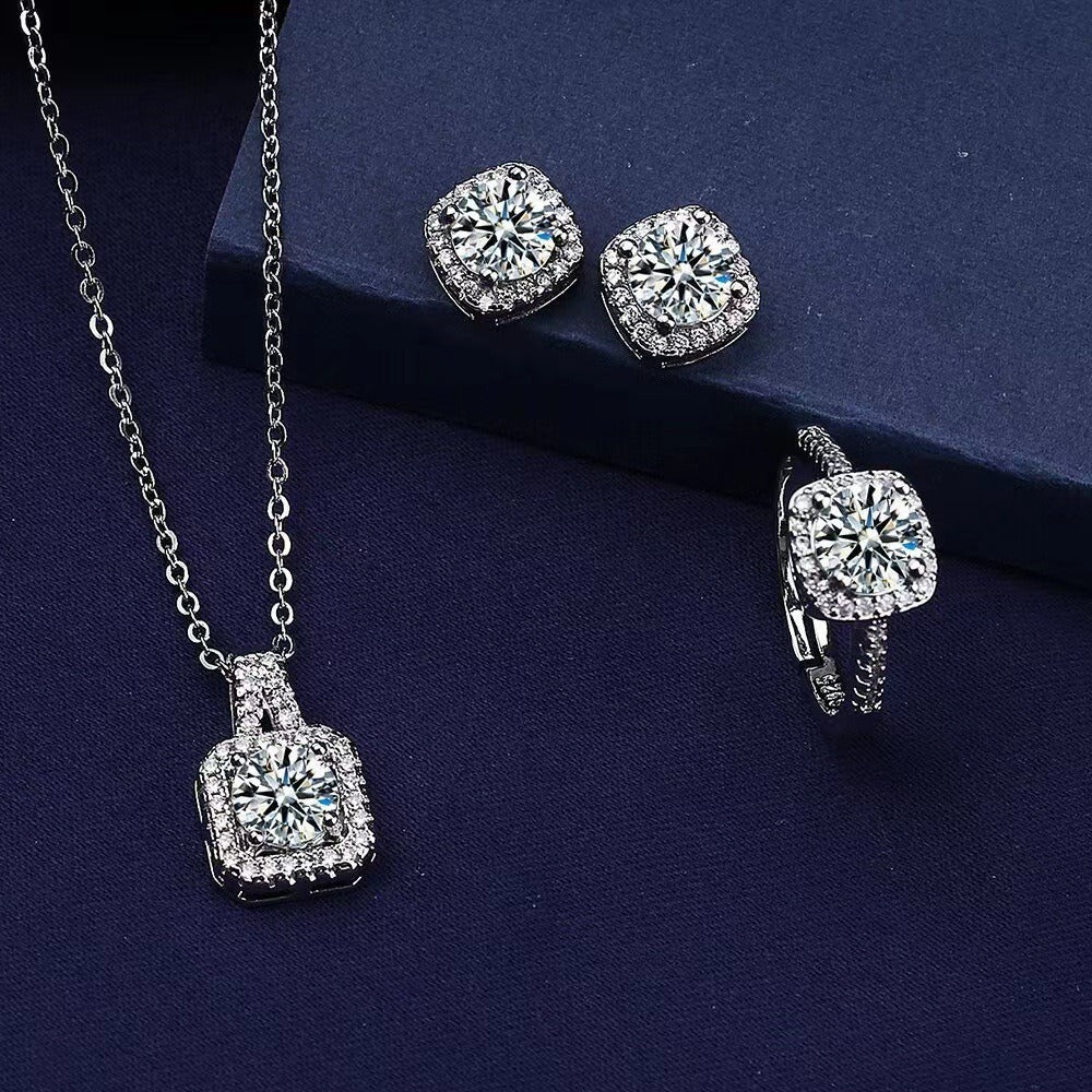 Women's Elegant Necklace